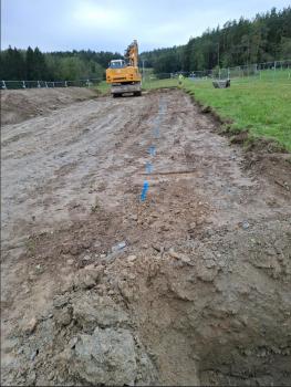 Erneuerung Kreuzungspunkt Trinkwasserleitung PE250 im Schutzrohr für Südlink-Gleichstromtrasse. Einmal in Wellsdorf und 2x bei Büna, a 36 Meter.